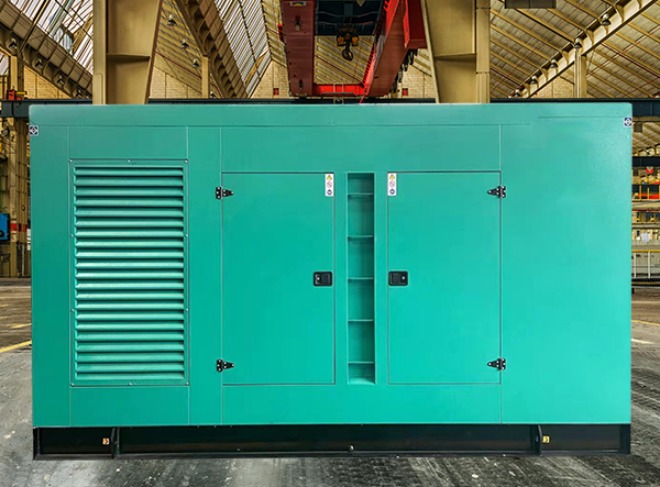 康明斯500kw靜音箱式發電機組